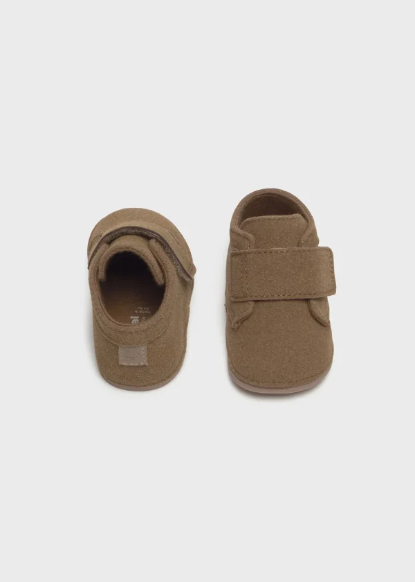 Mayoral Bota camurça recém nascido