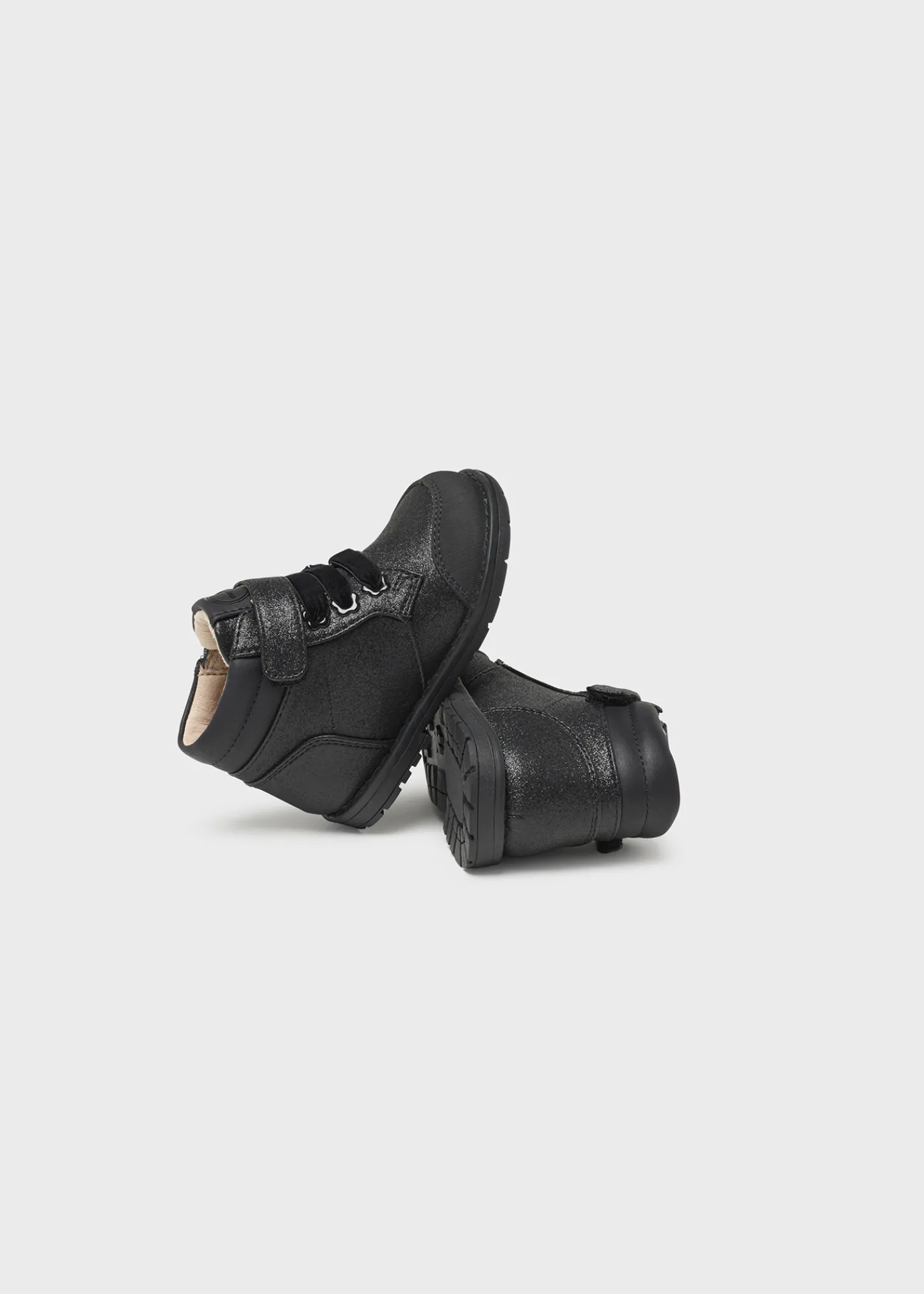 botins_biker_fantasia_beb_1.webp Mayoral Botins biker fantasia bebé