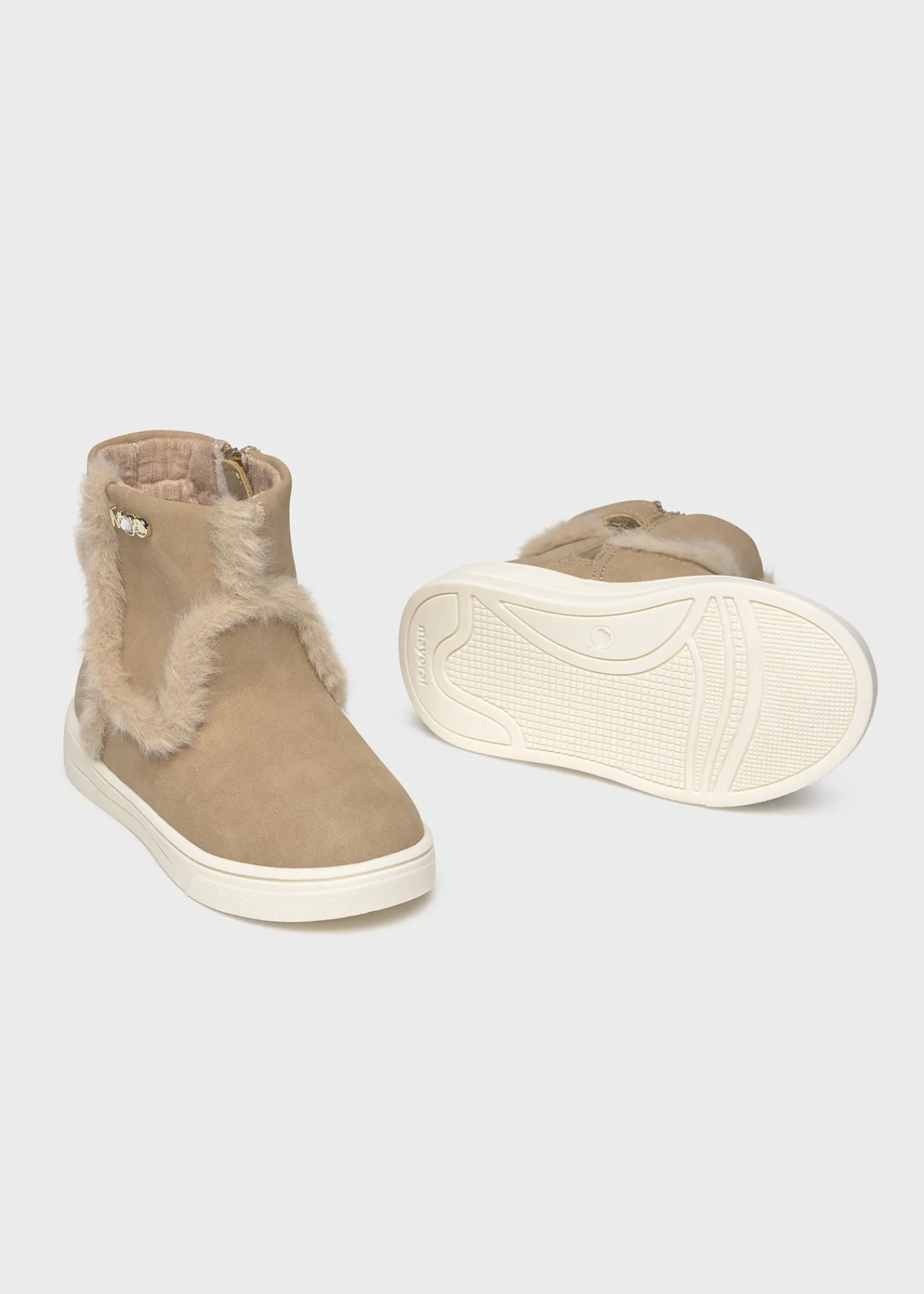 botins_detalhe_pelo_beb_3-1.webp Mayoral Botins detalhe pelo bebé