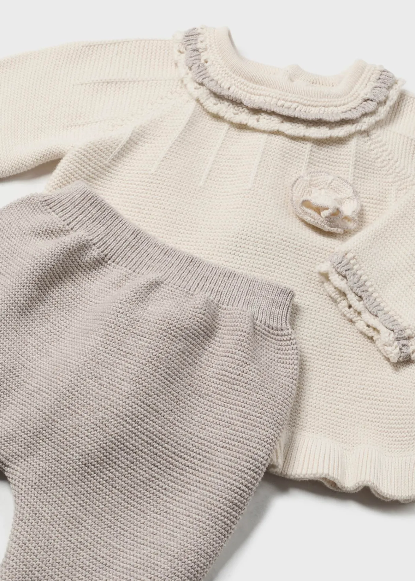 conjunto__peas_tricot_recm_nascida_1.webp Mayoral Conjunto 3 peças tricot recém nascida