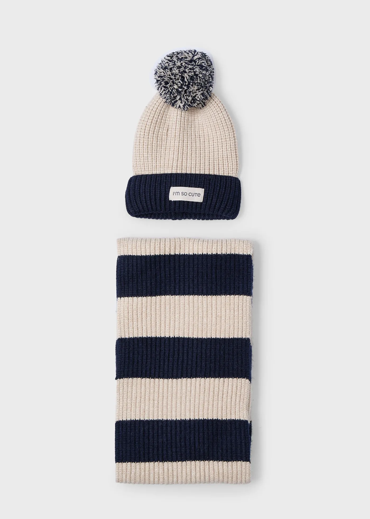 conjunto_gorro_e_cachecol_menina_0-3.webp Mayoral Conjunto gorro e cachecol menina