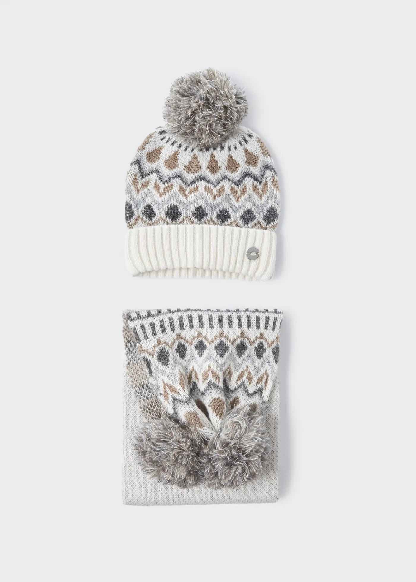conjunto_gorro_e_cachecol_menina_0.webp Mayoral Conjunto gorro e cachecol menina