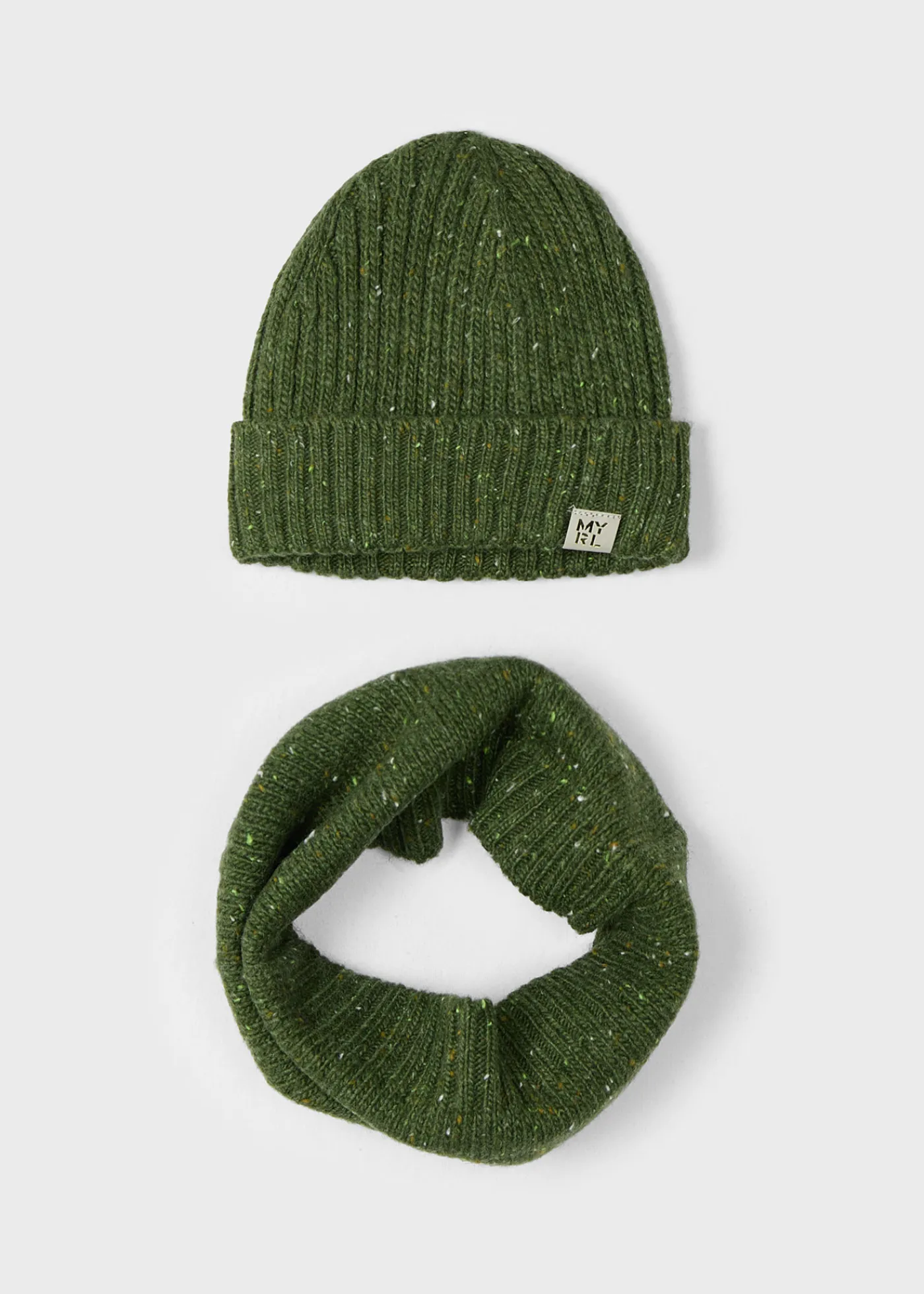 conjunto_gorro_e_cachecol_menino_0-1.webp Mayoral Conjunto gorro e cachecol menino