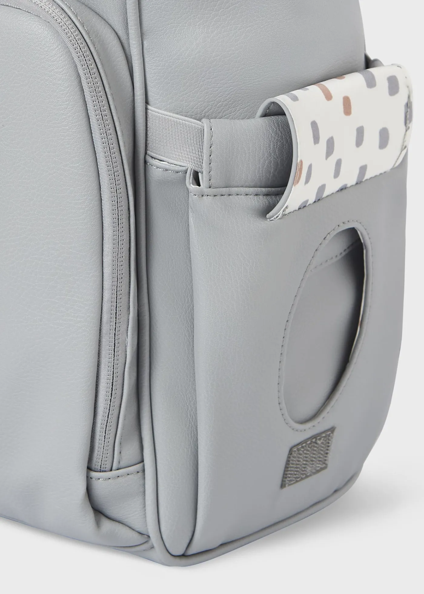 mochila_maternidade_muda_fraldas_beb_3-2.webp Mayoral Mochila maternidade muda fraldas bebé