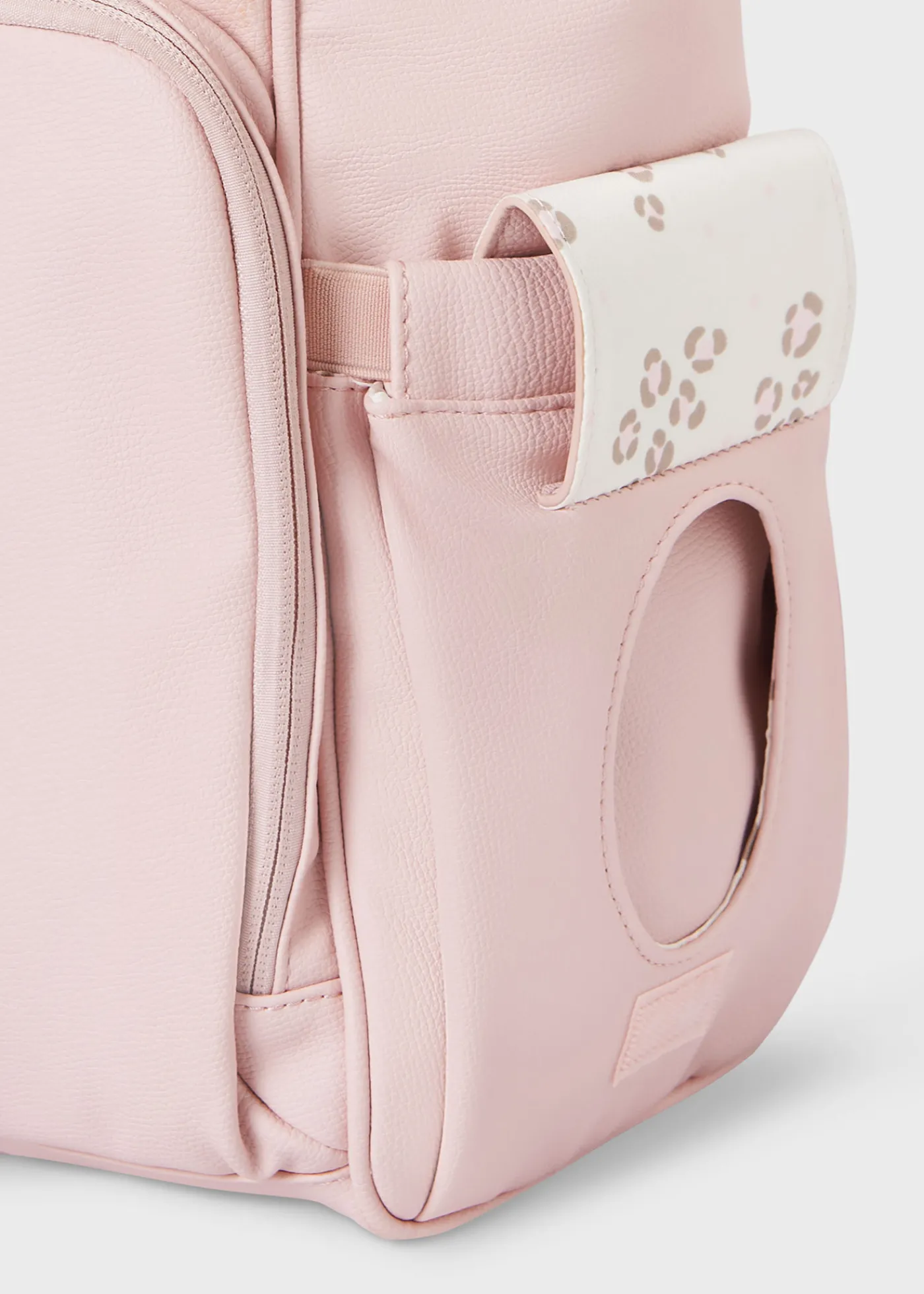 mochila_maternidade_muda_fraldas_beb_3.webp Mayoral Mochila maternidade muda fraldas bebé