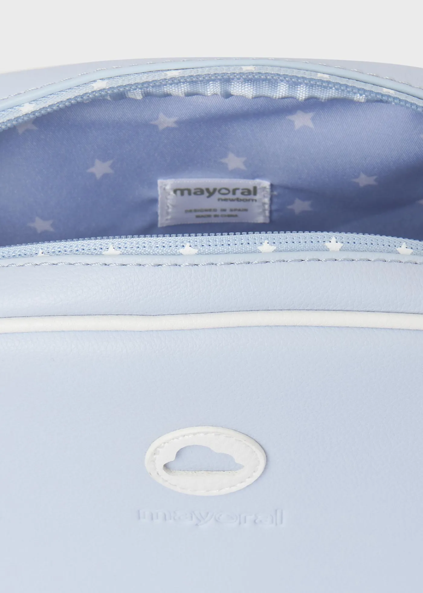 necessaire_detalhe_logo_beb_2-1.webp Mayoral Necessaire detalhe logo bebé