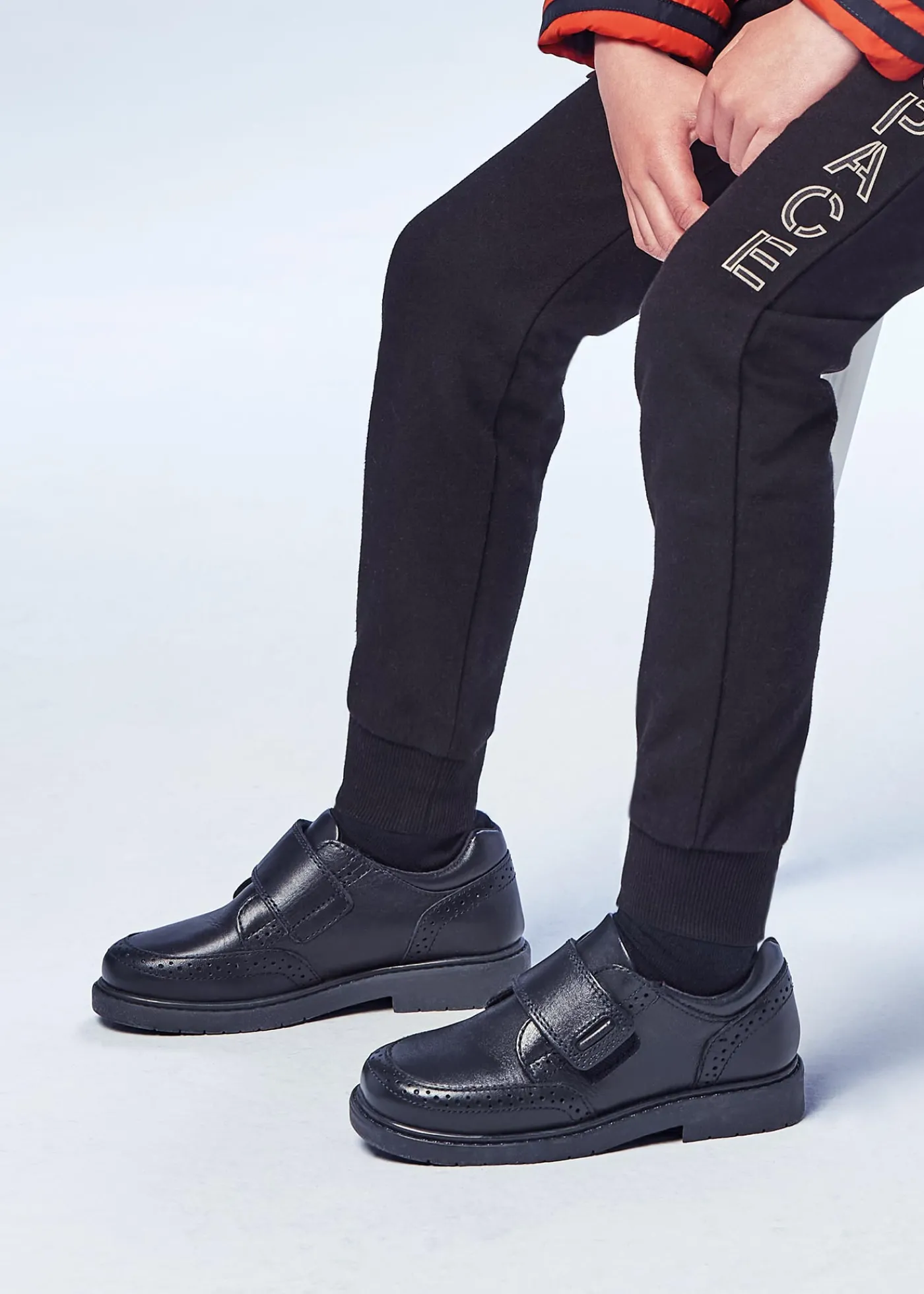 sapatos_colegial_velcro_1.webp Mayoral Sapatos colegial velcro