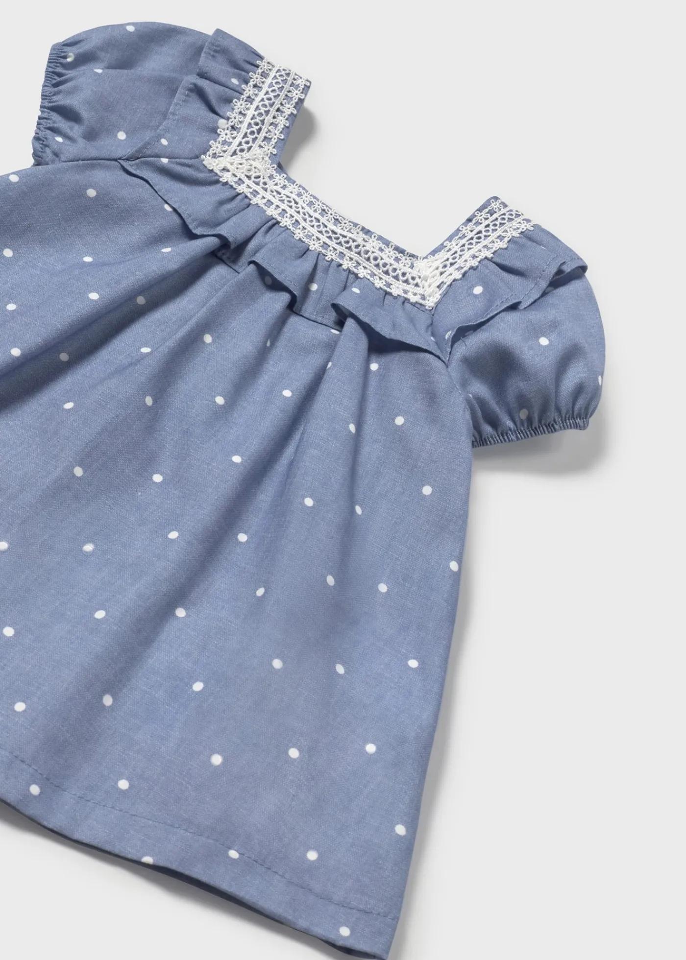 vestido_com_tapa_fraldas_bolinhas_beb_2.webp Mayoral Vestido com tapa fraldas bolinhas bebé